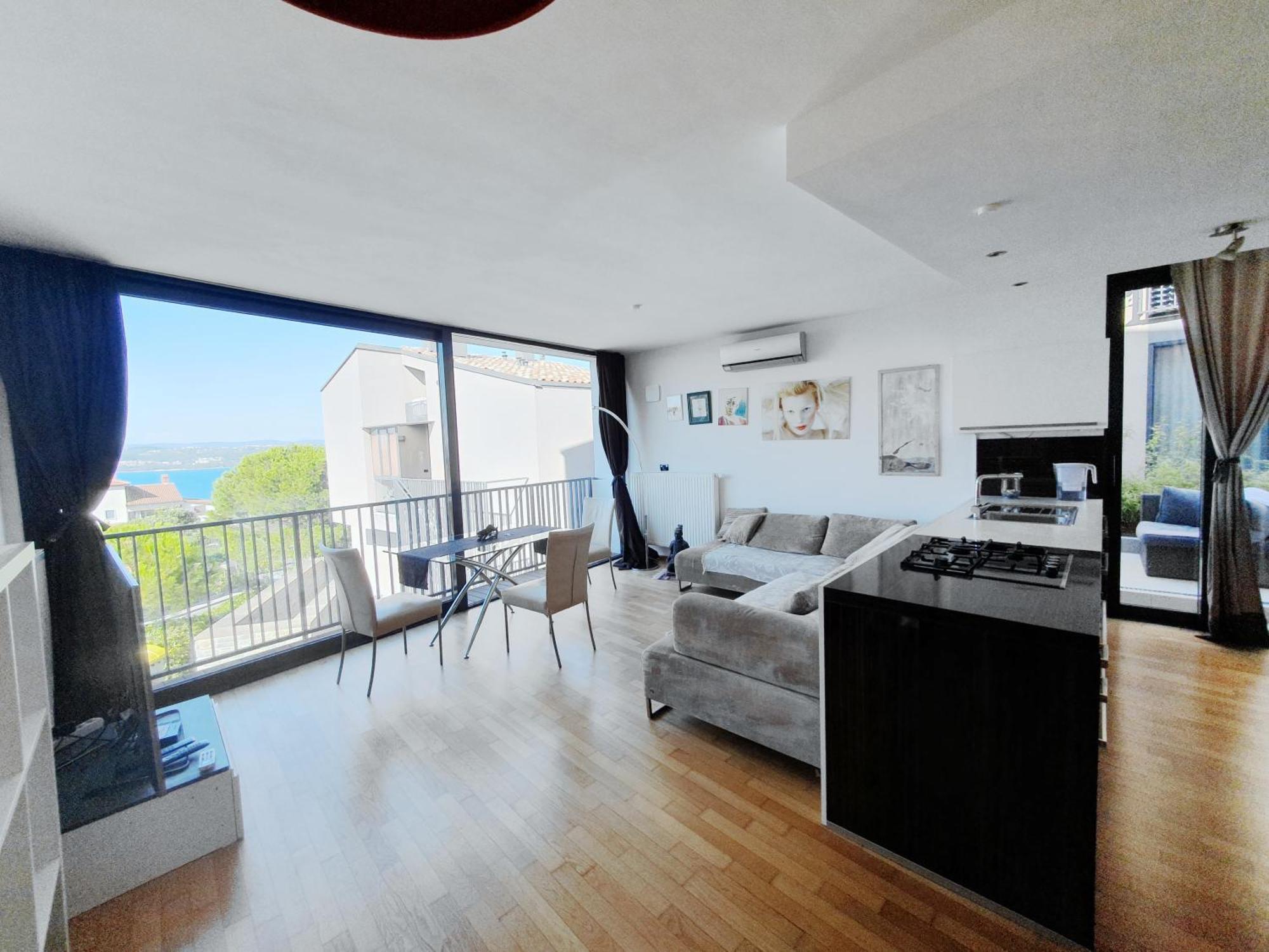Bella Vista Lux Apartment With Private Terace Koper Buitenkant foto