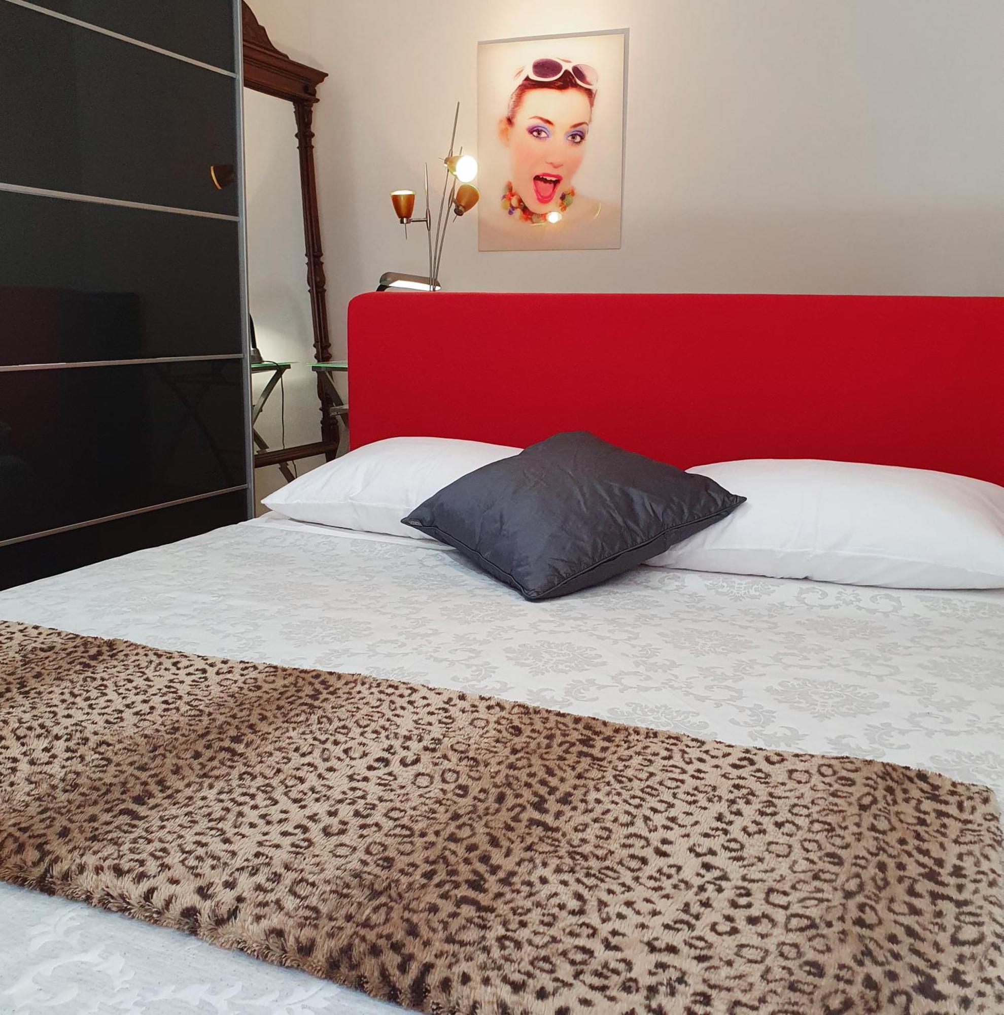 Bella Vista Lux Apartment With Private Terace Koper Buitenkant foto